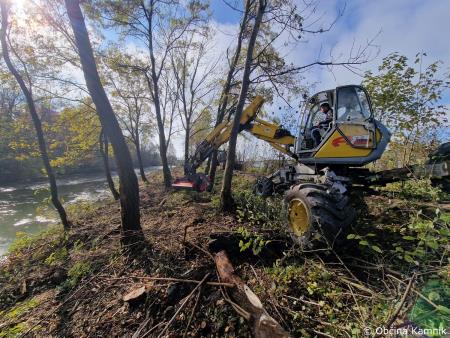 Vzdrževalna dela ob Kamniški Bistrici v naselju Šmarca in Nožice  (1)